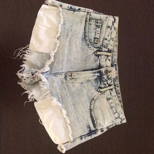 Light wash denim high waisted shorts